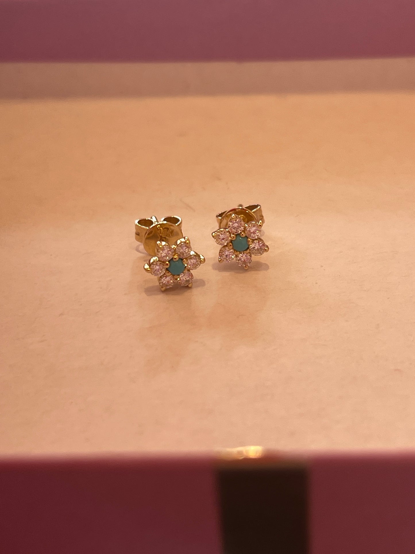 Reverse Bambi Diamonds Studs with Turquoise